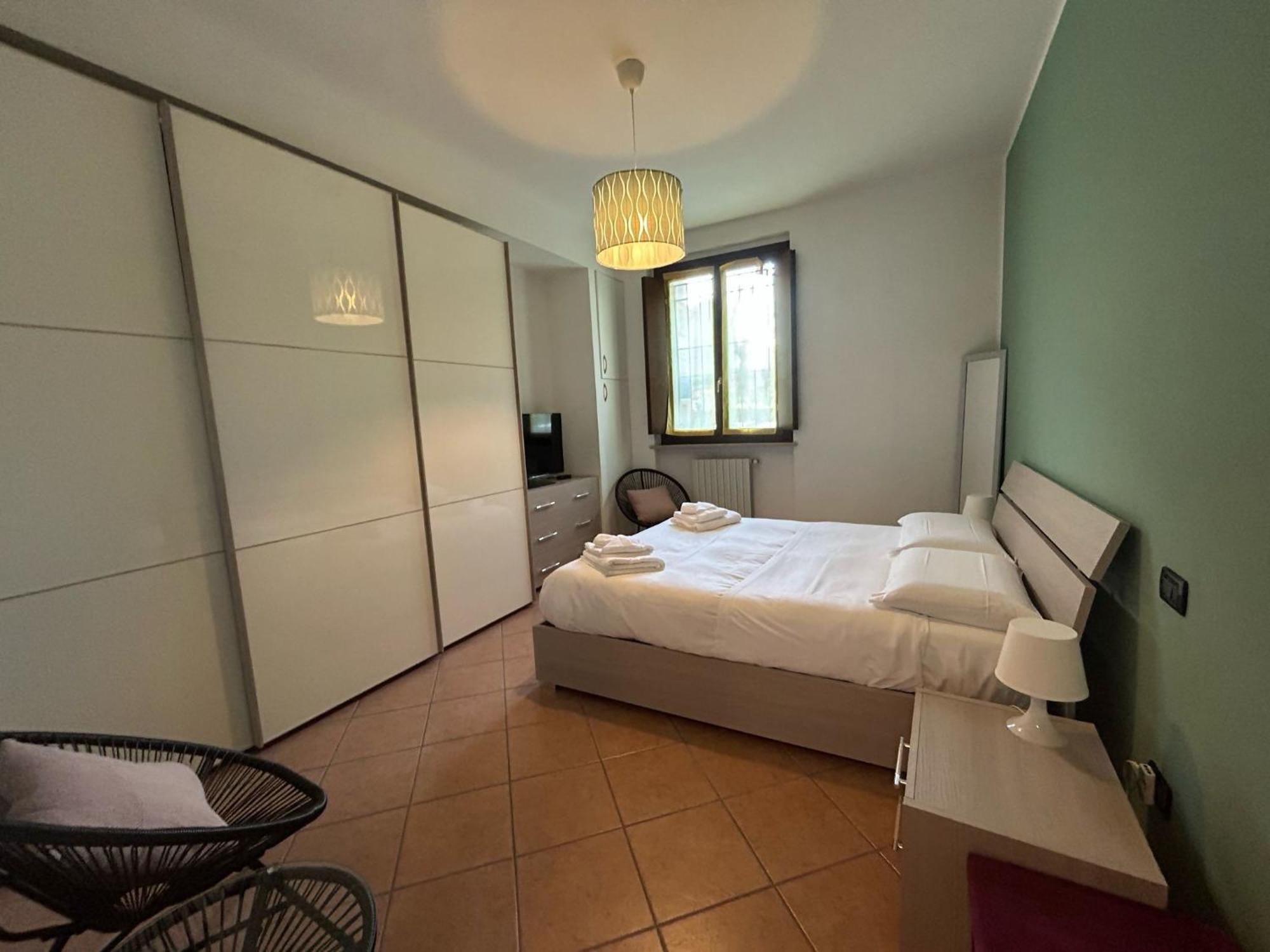 3T House 2 Casa Vacanze Cremona Esterno foto